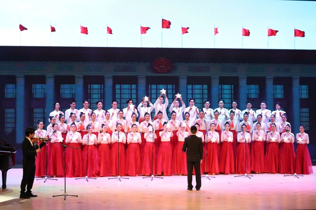 《人口与经济》
