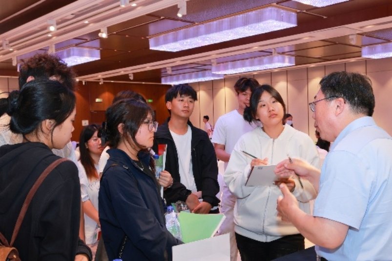 演讲围绕招生计划编制