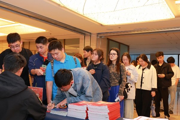助力春城学子成长